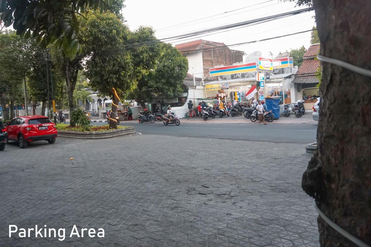 Al Ashri Inn By Urban Yogyakarta Exterior photo