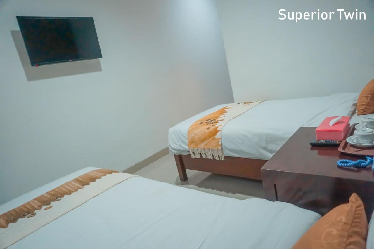 Al Ashri Inn By Urban Yogyakarta Exterior photo